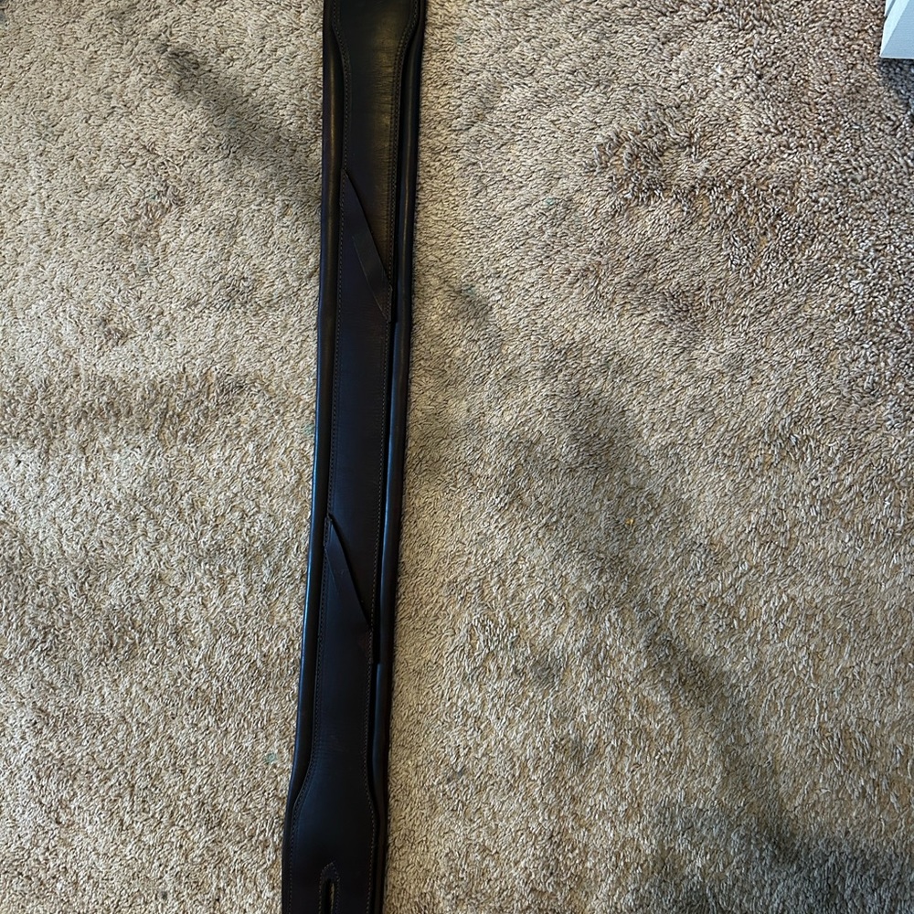 Used 52 inch weaver leather girth